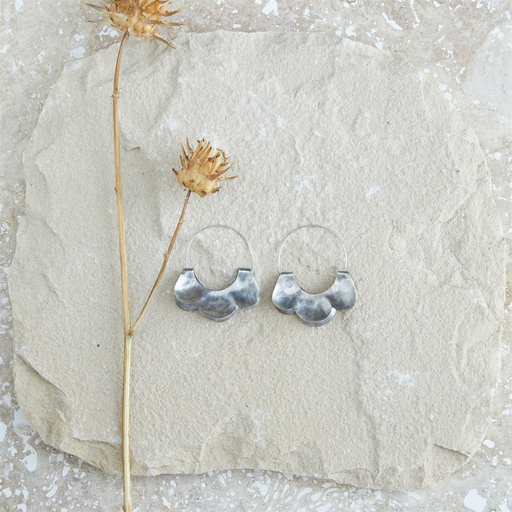 Yucca Earring - Scalloped, Silver
