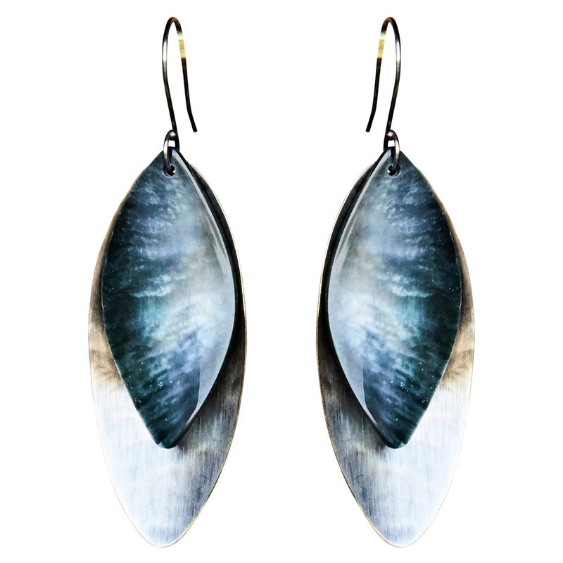 Dona Earring, Silver, Mother of Pearl - Dark