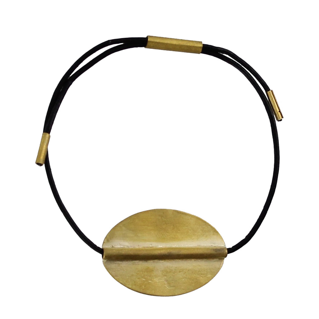 Aga Bracelet with Oval Brass - Black Leather